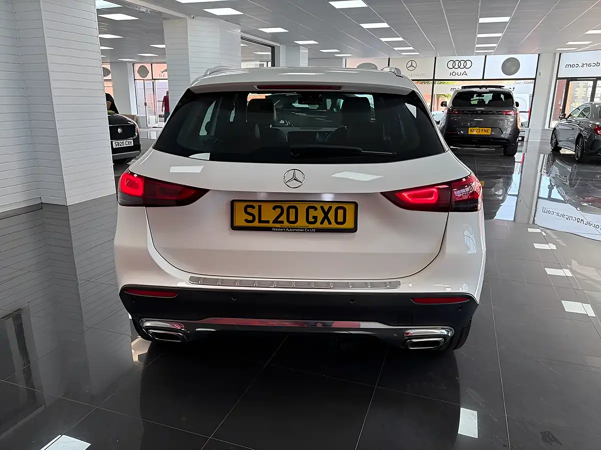 Used 2020 Mercedes-Benz Gla Sport (executive) White - Interior and Exterior details 6