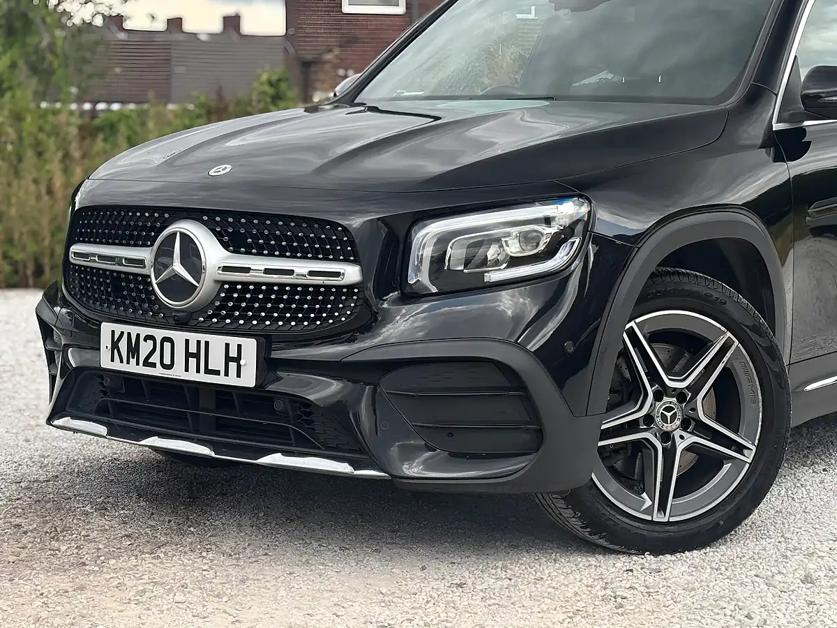 Used 2020 Mercedes-Benz Glb AMG Line (premium) Black - Interior and Exterior details 17