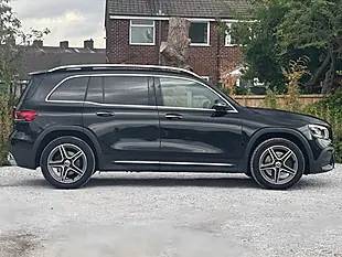 Used 2020 Mercedes-Benz Glb AMG Line (premium) Black - Interior and Exterior details 9