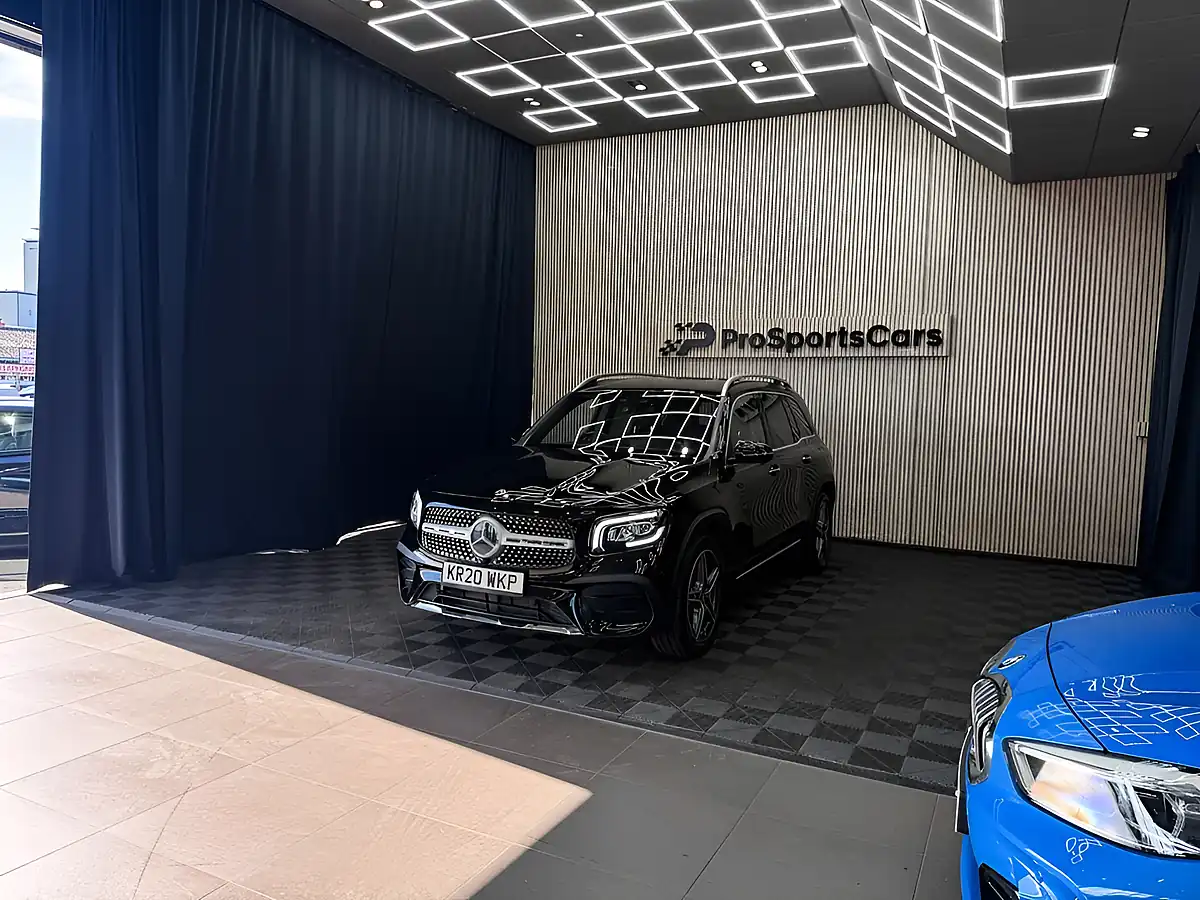 Used 2020 Mercedes-Benz Glb AMG Line (premium) Black - Interior and Exterior details 5