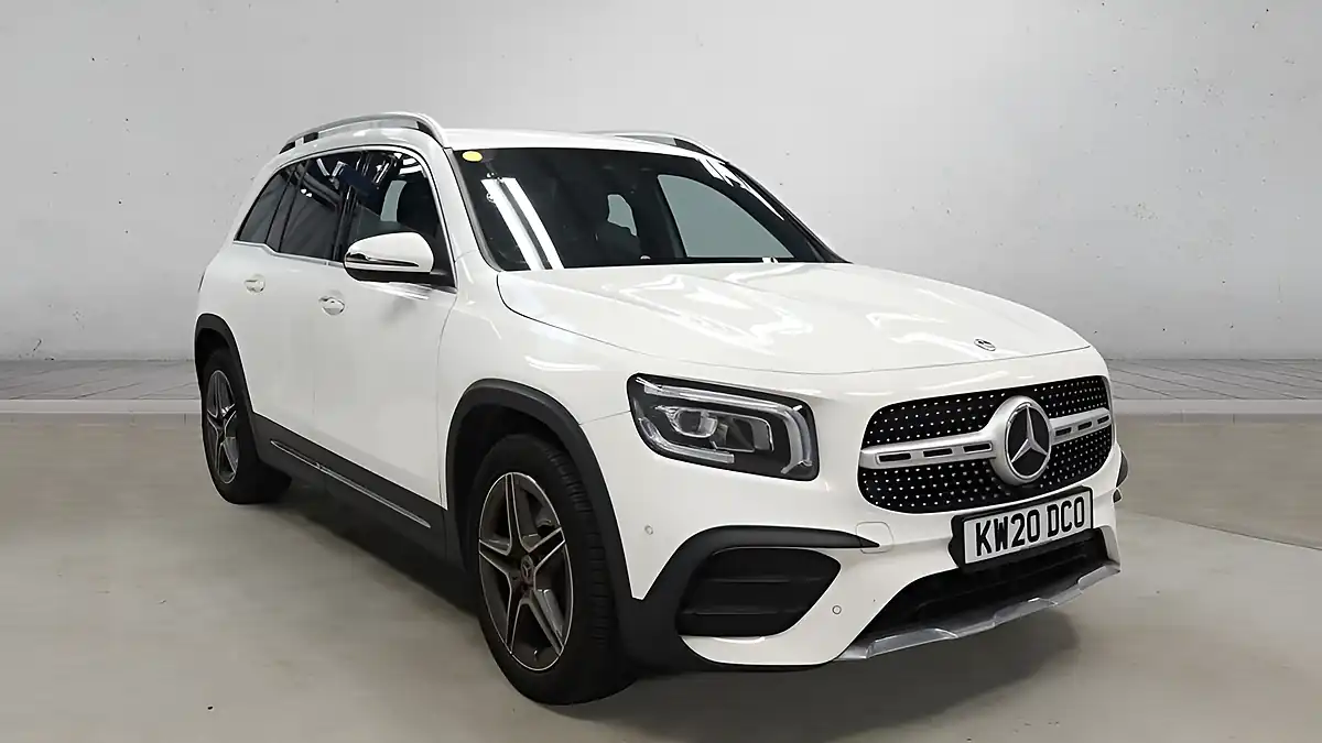 Used 2020 Mercedes-Benz Glb AMG Line (premium) White - Front View