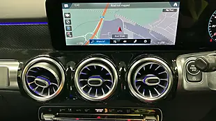 Used 2020 Mercedes-Benz Glb AMG Line (premium) White - Interior and Exterior details 10