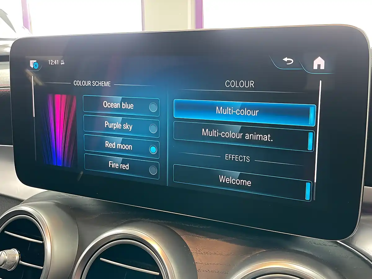 Used 2020 Mercedes-Benz Glc 43 AMG Premium Plus Brilliant Blue - Interior and Exterior details 18