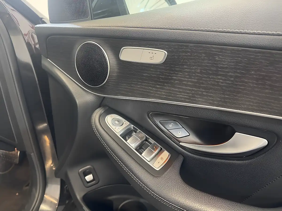 Used 2020 Mercedes-Benz Glc AMG Line Black - Interior and Exterior details 5