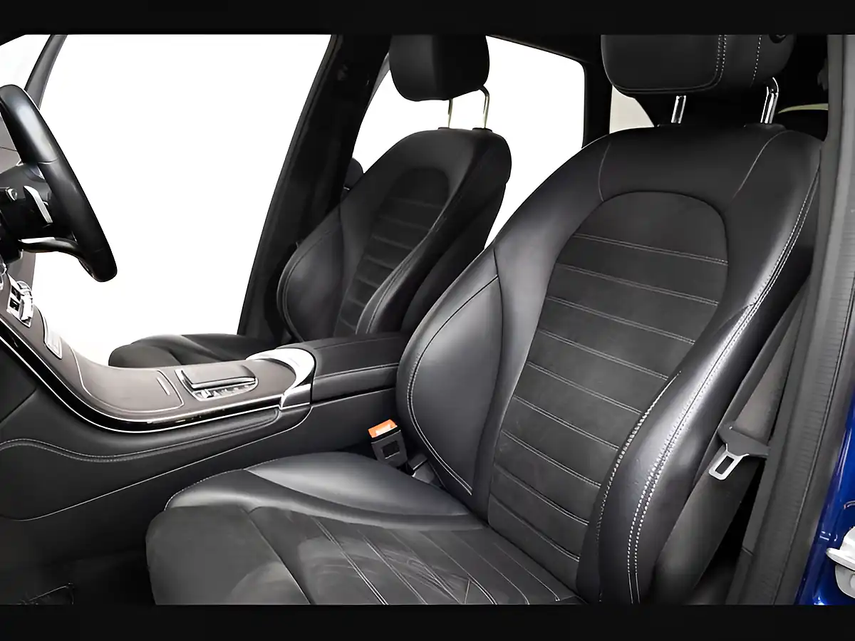 Used 2020 Mercedes-Benz Glc AMG Line Blue - Interior and Exterior details 10