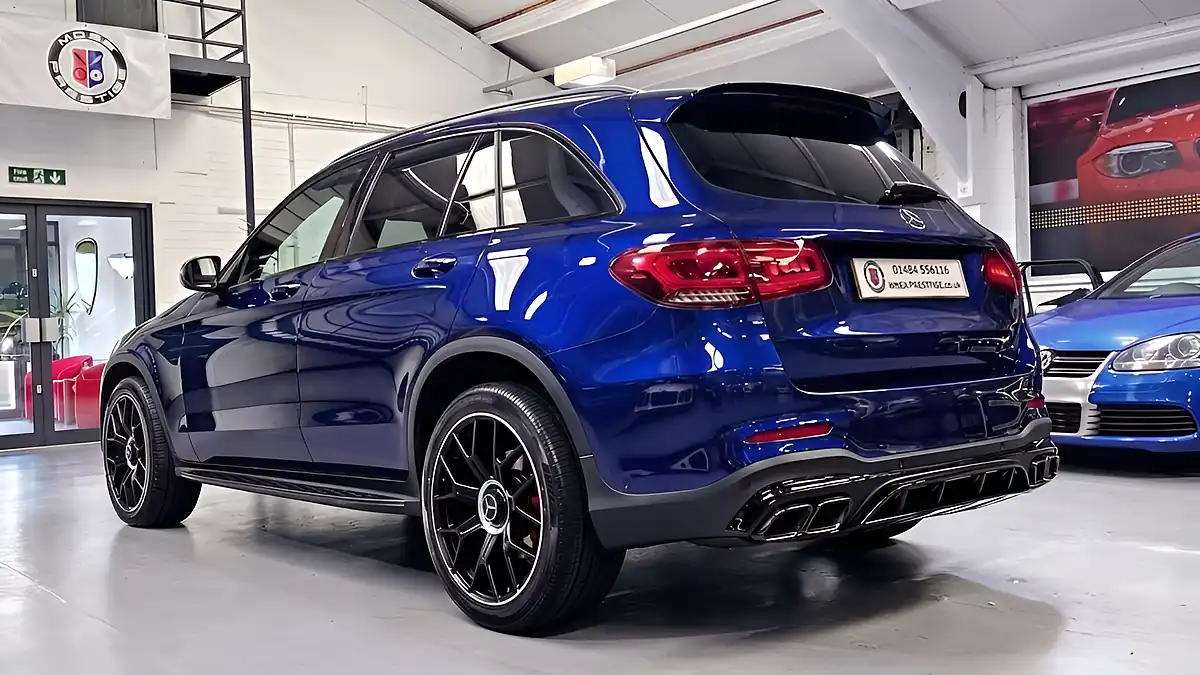 Used 2020 Mercedes-Benz Glc AMG Line Brilliant Blue - Interior and Exterior details 10