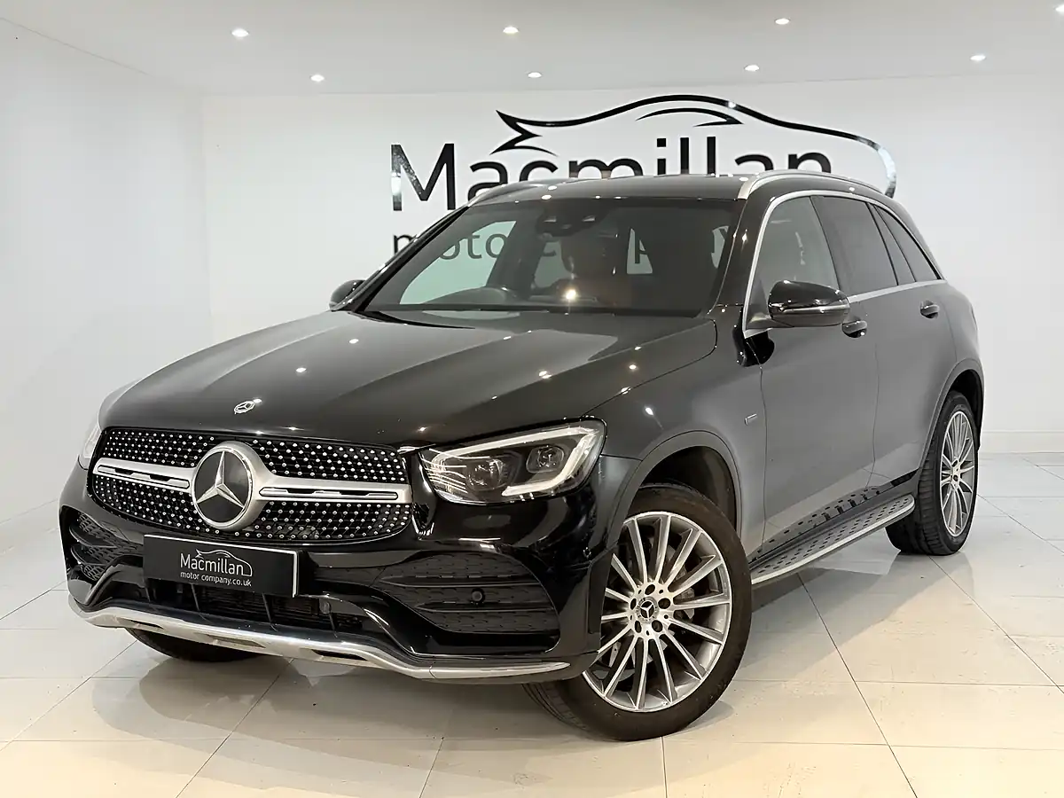 Used 2020 Mercedes-Benz Glc AMG Line (premium) Black - Interior and Exterior details 6