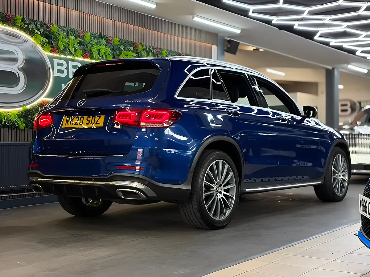 Used 2020 Mercedes-Benz Glc AMG Line Premium Blue - Interior and Exterior details 5