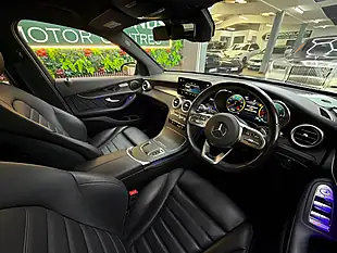 Used 2020 Mercedes-Benz Glc AMG Line Premium Blue - Interior and Exterior details 9
