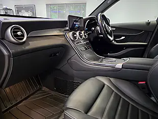 Used 2020 Mercedes-Benz Glc AMG Line Premium Blue - Interior and Exterior details 11