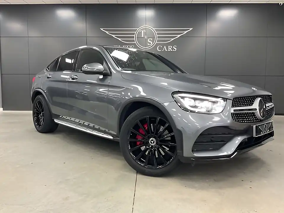 Used 2020 Mercedes-Benz Glc AMG Line Premium D Grey - Interior and Exterior details 8