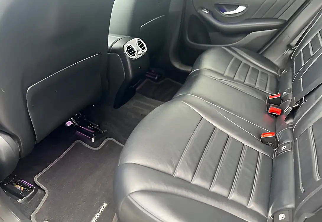 Used 2020 Mercedes-Benz Glc AMG Line Premium Obsidian Black - Interior and Exterior details 18