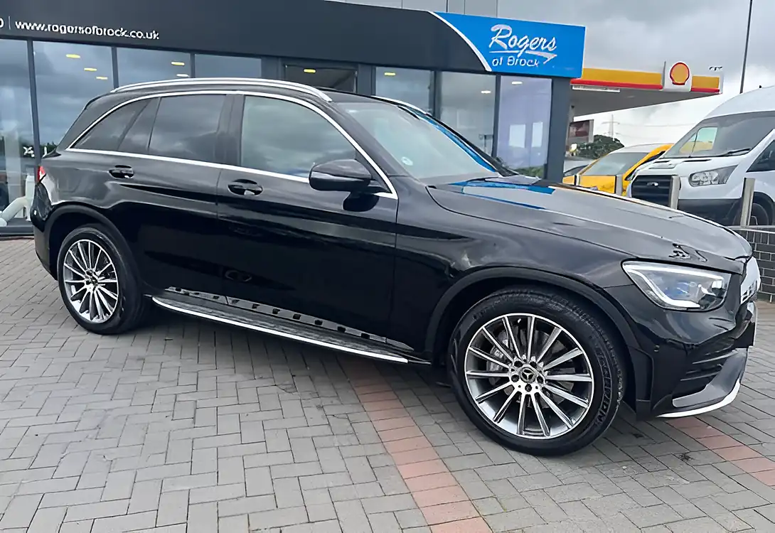 Used 2020 Mercedes-Benz Glc AMG Line Premium Obsidian Black - Interior and Exterior details 4