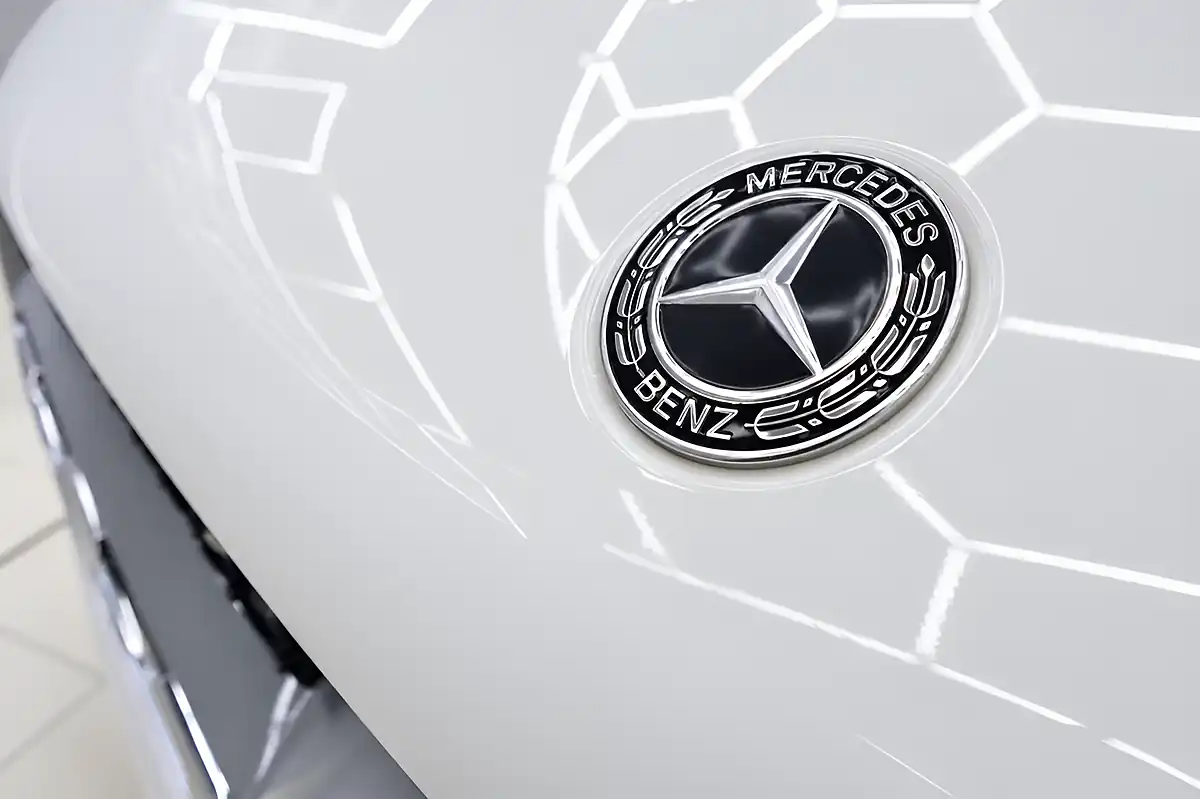 Used 2020 Mercedes-Benz Glc AMG Line (premium) White - Interior and Exterior details 11