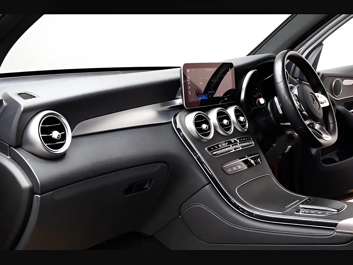 Used 2020 Mercedes-Benz Glc AMG Line Red - Interior and Exterior details 3