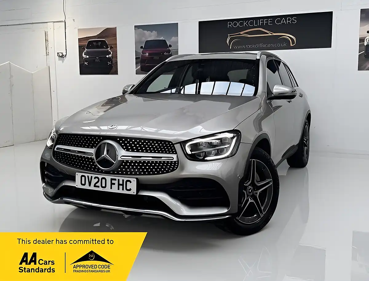 Used 2020 Mercedes-Benz Glc AMG Line Silver - Front View