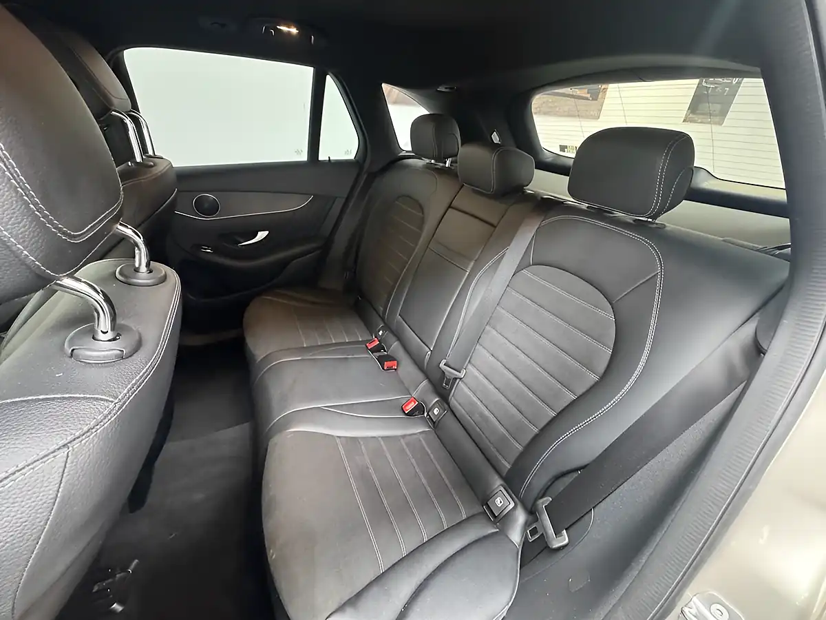 Used 2020 Mercedes-Benz Glc AMG Line Silver - Interior and Exterior details 17