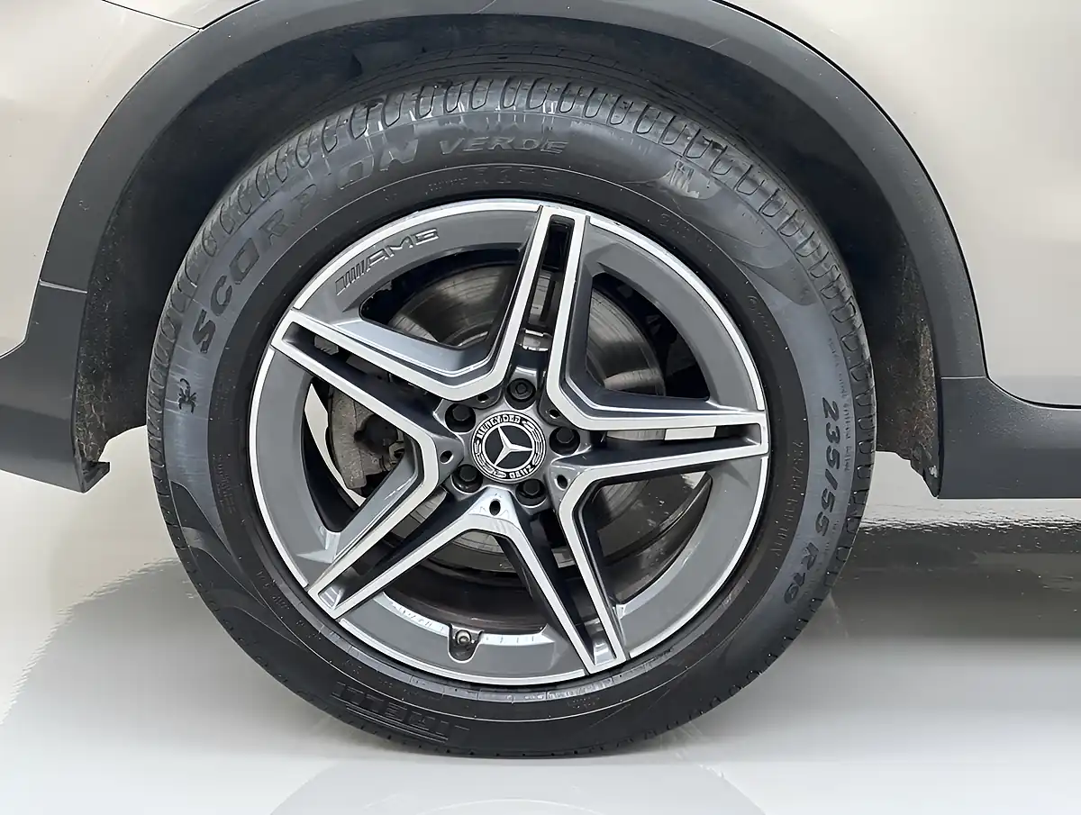 Used 2020 Mercedes-Benz Glc AMG Line Silver - Interior and Exterior details 8