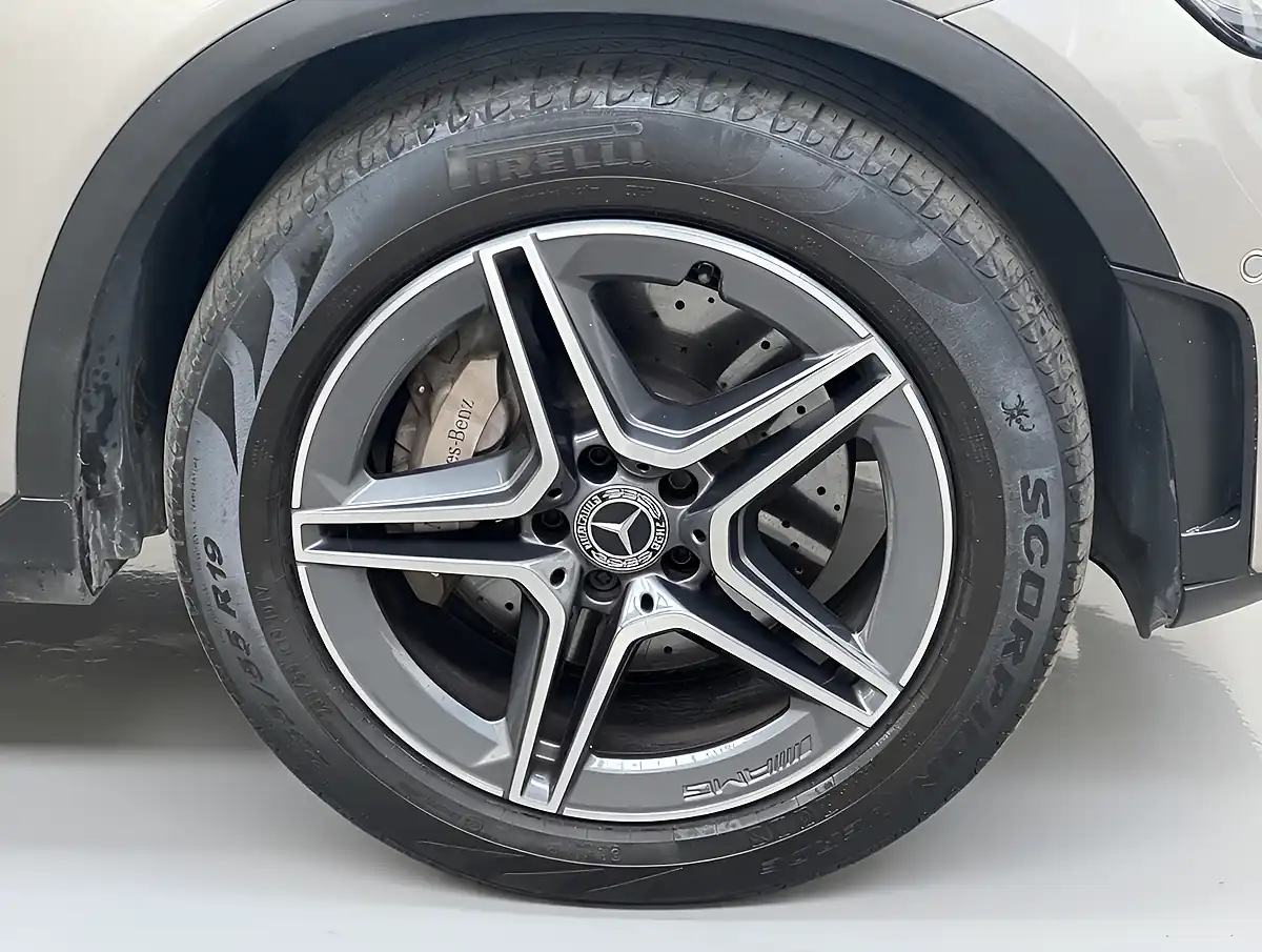 Used 2020 Mercedes-Benz Glc AMG Line Silver - Interior and Exterior details 9