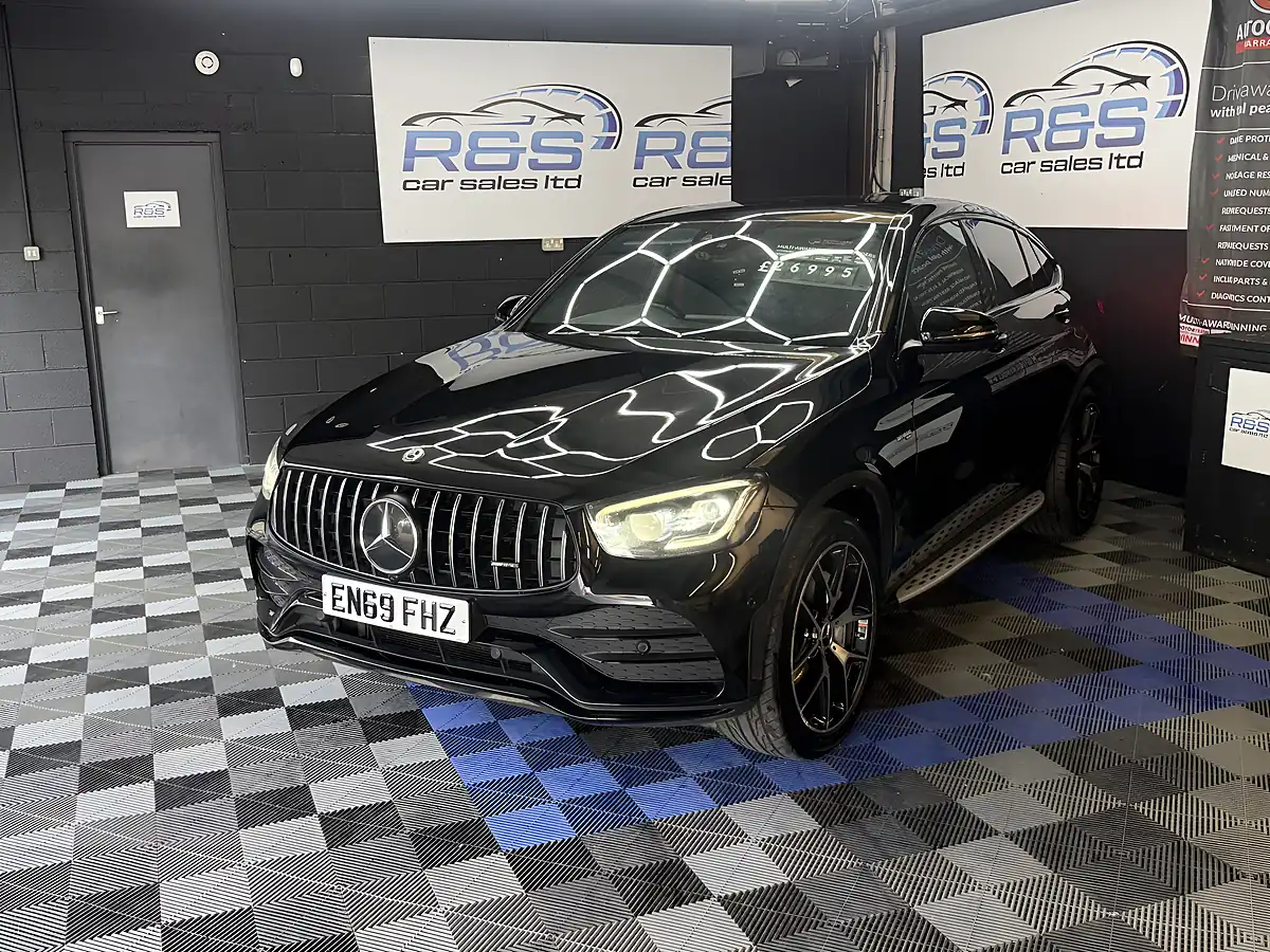 Used 2020 Mercedes-Benz Glc AMG Premium Black - Interior and Exterior details 13
