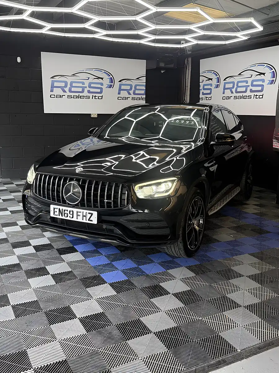 Used 2020 Mercedes-Benz Glc AMG Premium Black - Interior and Exterior details 14