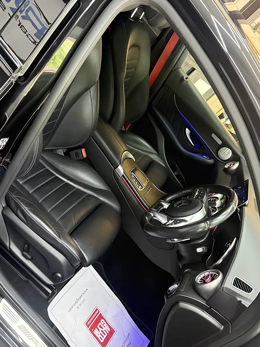 Used 2020 Mercedes-Benz Glc AMG Premium Black - Interior and Exterior details 20