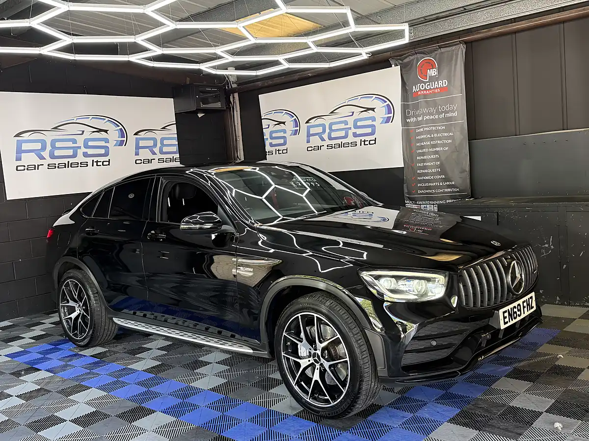 Used 2020 Mercedes-Benz Glc AMG Premium Black - Interior and Exterior details 3