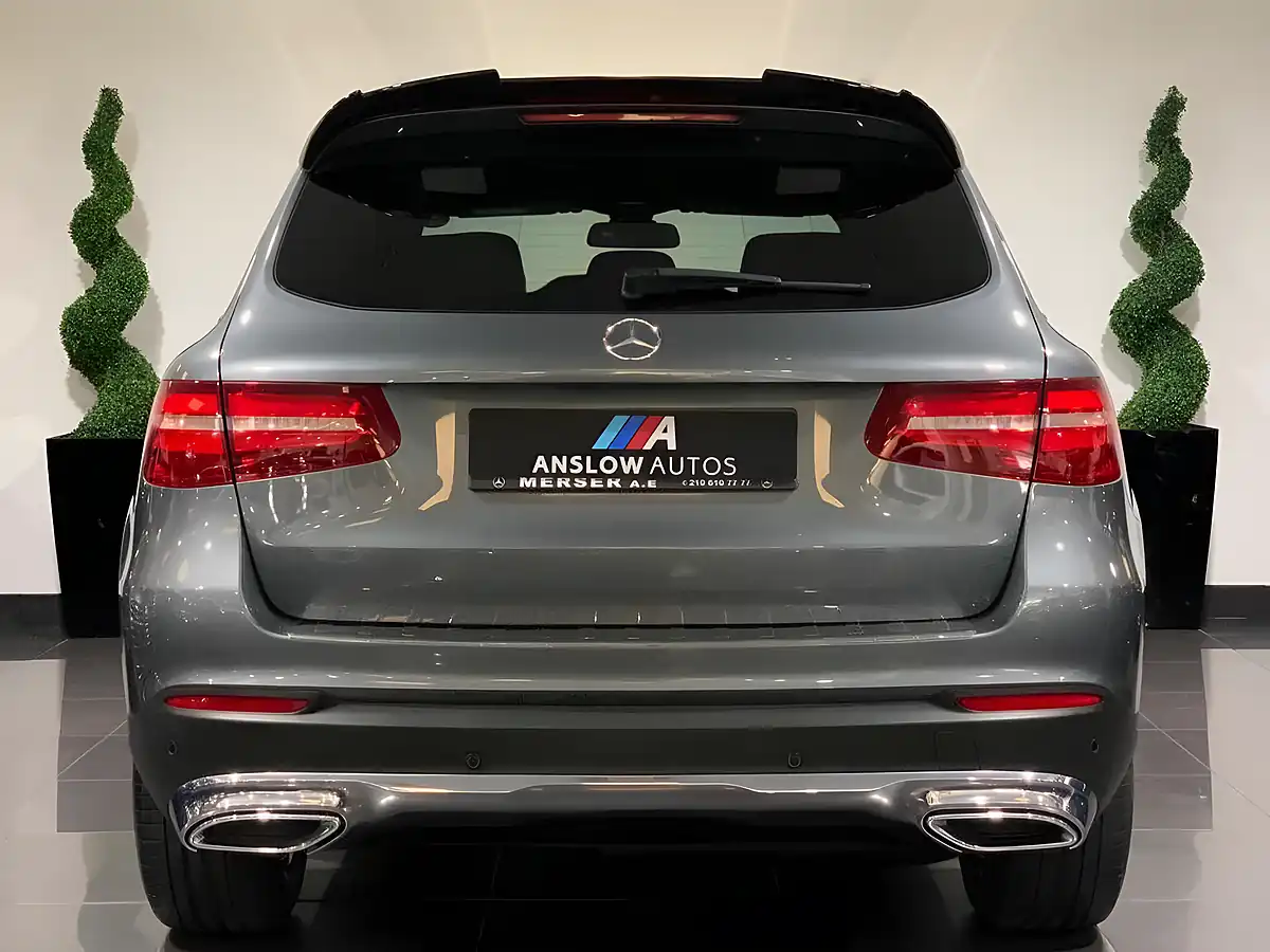 Used 2020 Mercedes-Benz Glc Se Grey - Interior and Exterior details 4