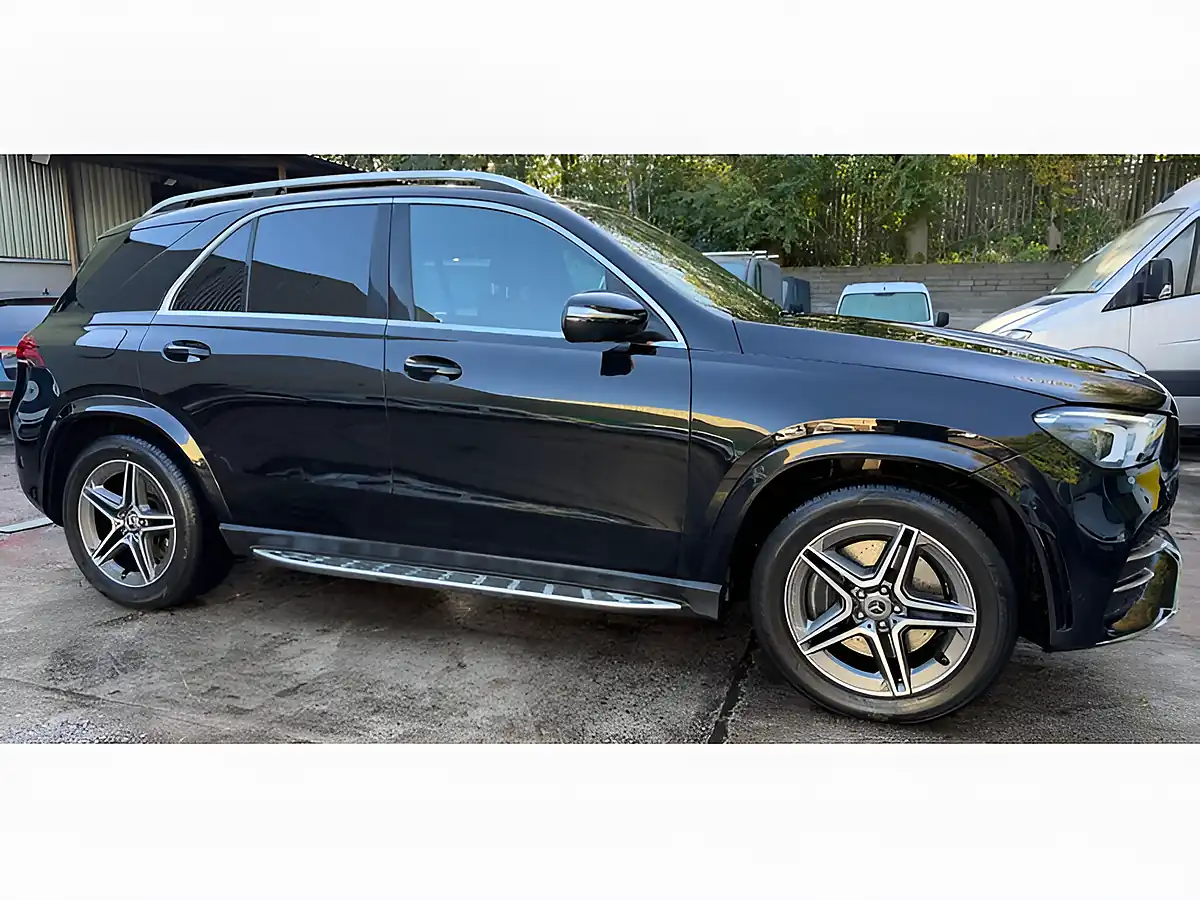 Used 2020 Mercedes-Benz Gle AMG Line (premium) Black - Interior and Exterior details 8