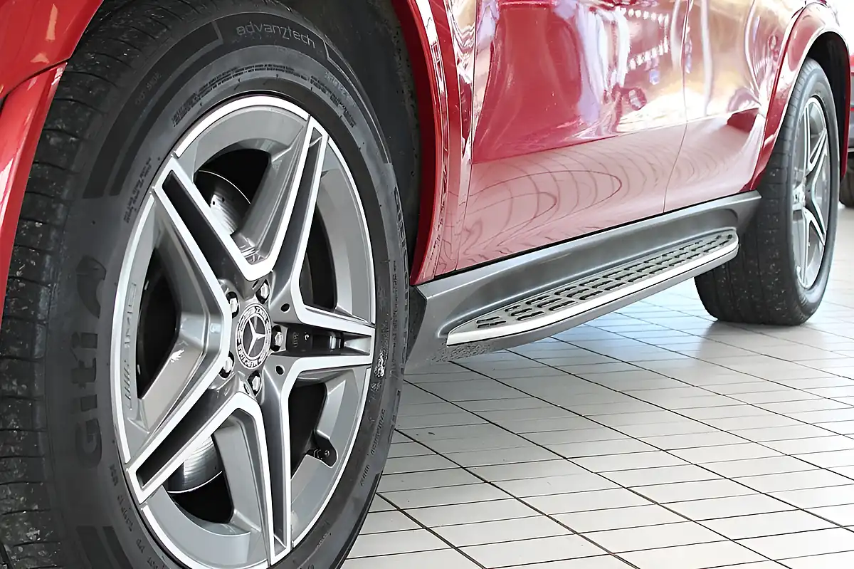 Used 2020 Mercedes-Benz Gle AMG Line (premium Plus) Hyacinth Red Bright - Interior and Exterior details 6