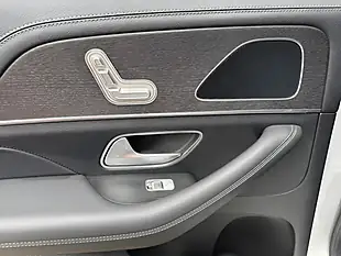 Used 2020 Mercedes-Benz Gle AMG Line (premium) Silver - Interior and Exterior details 15