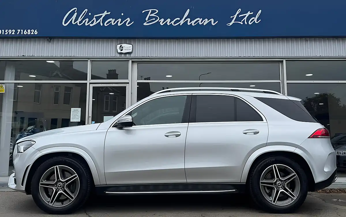 Used 2020 Mercedes-Benz Gle AMG Line (premium) Silver - Interior and Exterior details 2