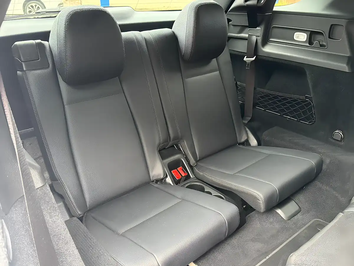 Used 2020 Mercedes-Benz Gle AMG Line (premium) Silver - Interior and Exterior details 9