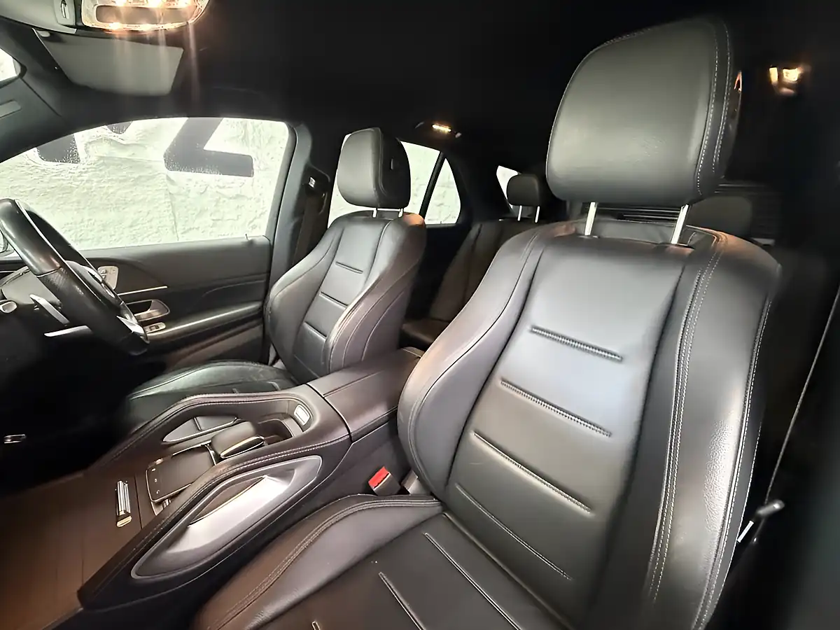 Used 2020 Mercedes-Benz Gle AMG Line White - Interior and Exterior details 9