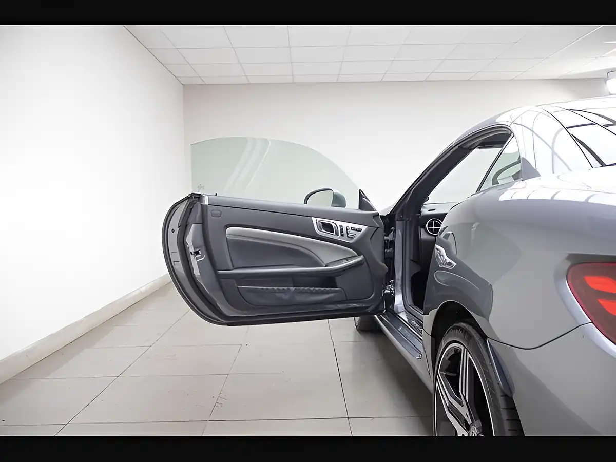 Used 2020 Mercedes-Benz Slc Final Edition Grey - Interior and Exterior details 19