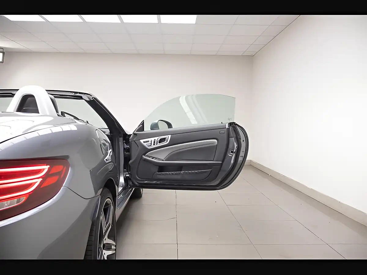 Used 2020 Mercedes-Benz Slc Final Edition Grey - Interior and Exterior details 20