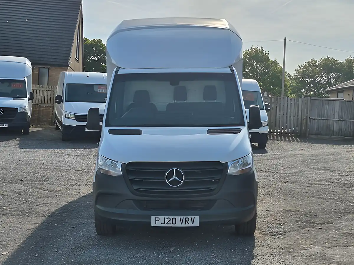 Used 2020 Mercedes-Benz Sprinter 13FT 6 Luton Box L2 White - Interior and Exterior details 11