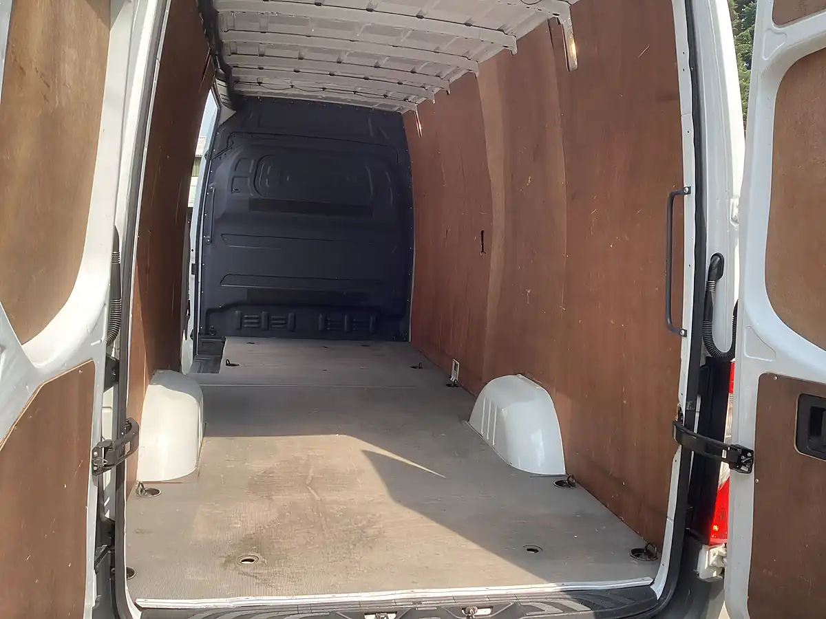 Used 2020 Mercedes-Benz Sprinter 316 Lwb White - Interior and Exterior details 11