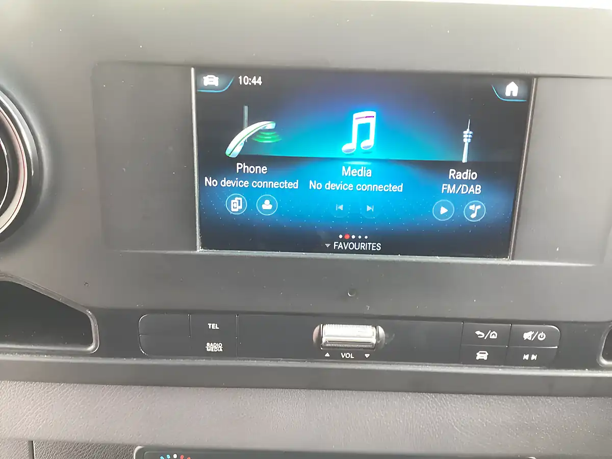 Used 2020 Mercedes-Benz Sprinter 316 Lwb White - Interior and Exterior details 13