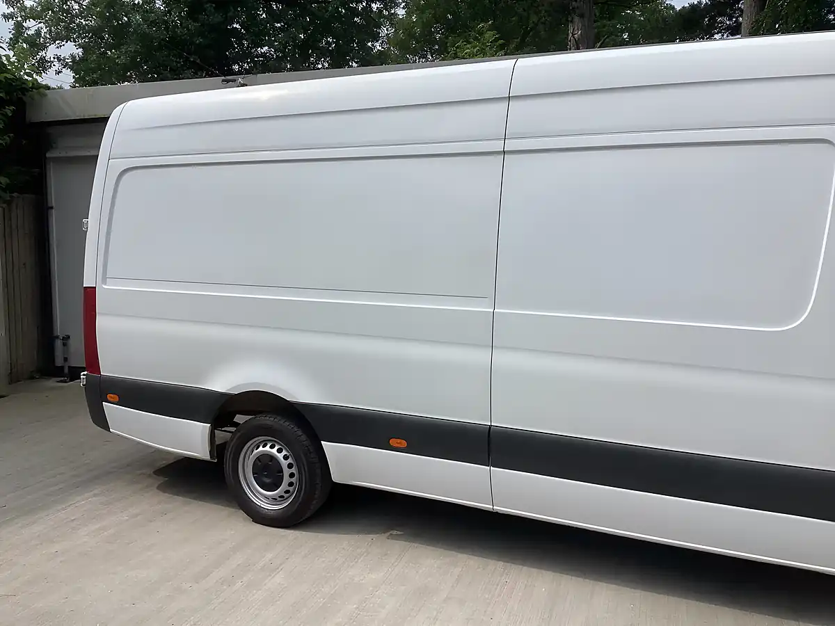 Used 2020 Mercedes-Benz Sprinter 316 Lwb White - Interior and Exterior details 9
