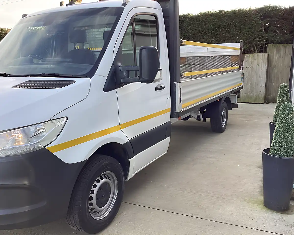 Used 2020 Mercedes-Benz Sprinter Drop-Side White - Interior and Exterior details 15