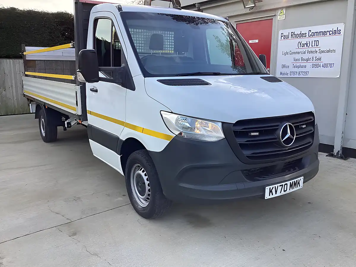 Used 2020 Mercedes-Benz Sprinter Drop-Side White - Interior and Exterior details 2