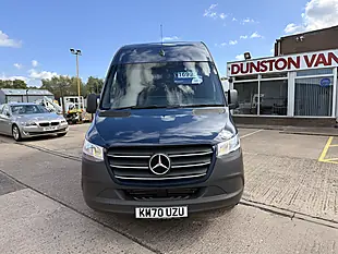 Used 2020 Mercedes-Benz Sprinter L2 H2 Mwb High Roof Blue - Interior and Exterior details 12