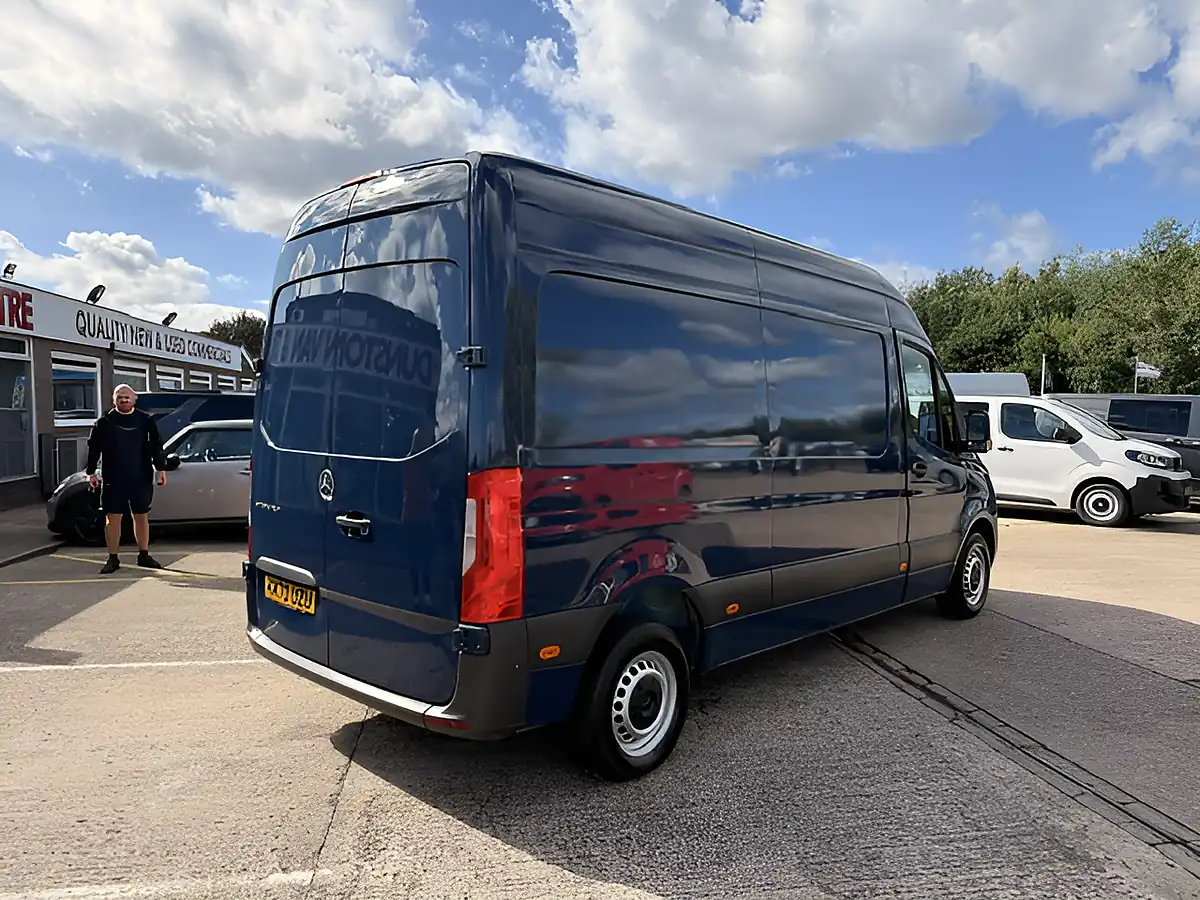 Used 2020 Mercedes-Benz Sprinter L2 H2 Mwb High Roof Blue - Interior and Exterior details 3