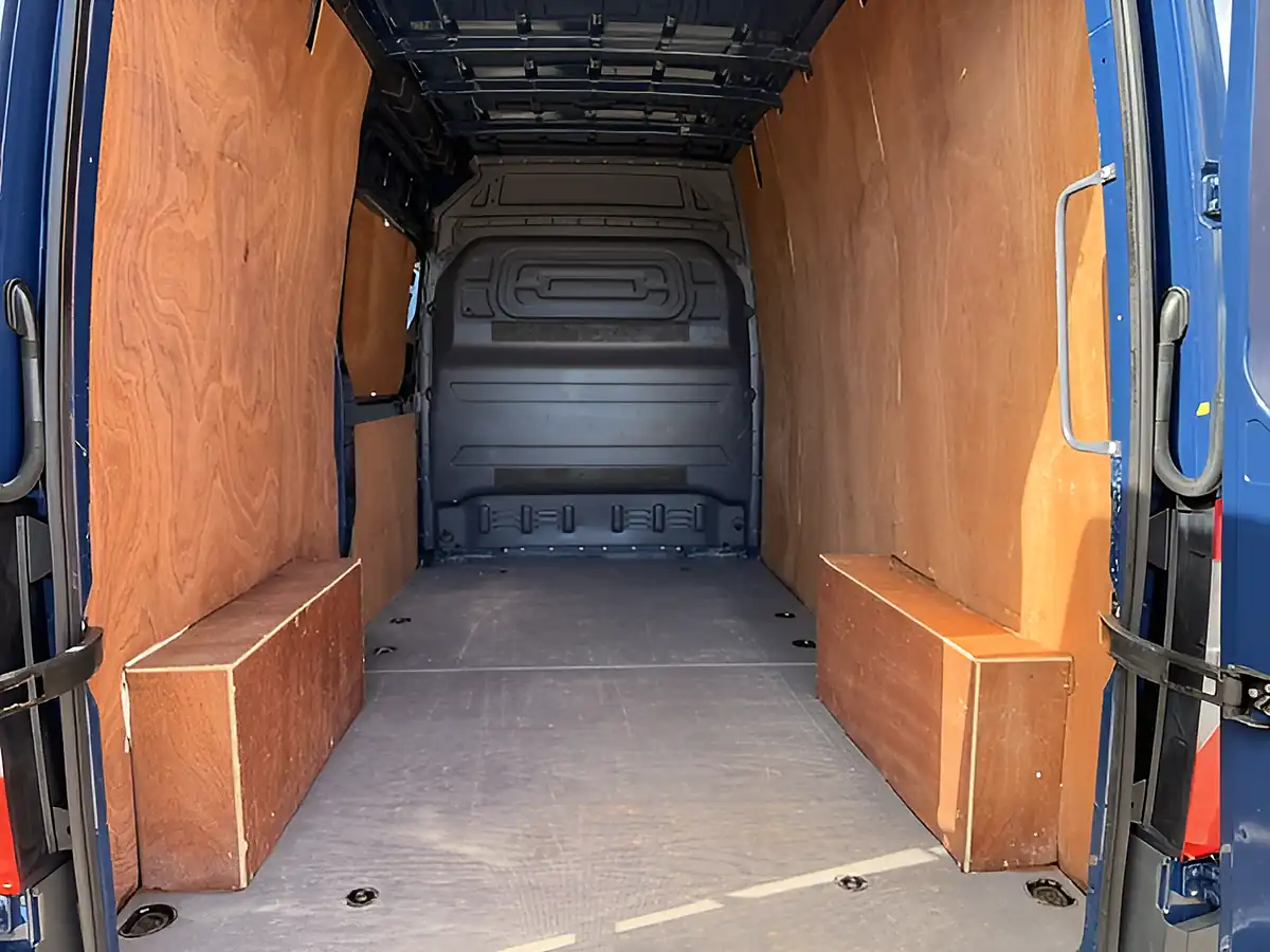 Used 2020 Mercedes-Benz Sprinter L2 H2 Mwb High Roof Blue - Interior and Exterior details 6