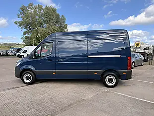 Used 2020 Mercedes-Benz Sprinter L2 H2 Mwb High Roof Blue - Interior and Exterior details 8