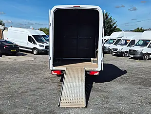 Used 2020 Mercedes-Benz Sprinter Luton Box L2 White - Interior and Exterior details 11