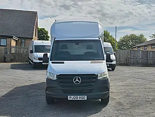 Used 2020 Mercedes-Benz Sprinter Luton Box L2 White - Interior and Exterior details 13