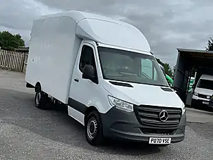 Used 2020 Mercedes-Benz Sprinter Luton Box White - Interior and Exterior details 2