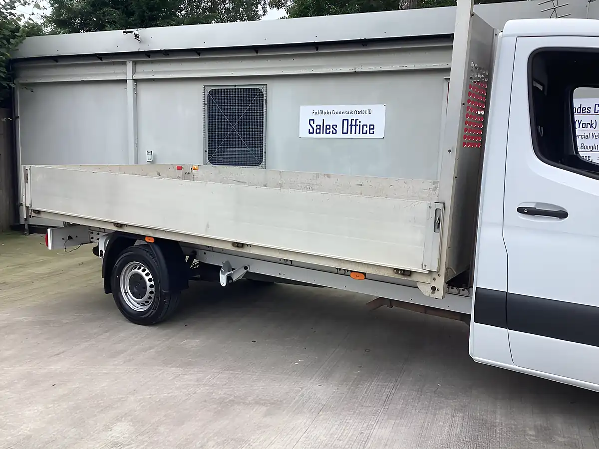 Used 2020 Mercedes-Benz Sprinter Lwb Drop-Side White - Interior and Exterior details 8
